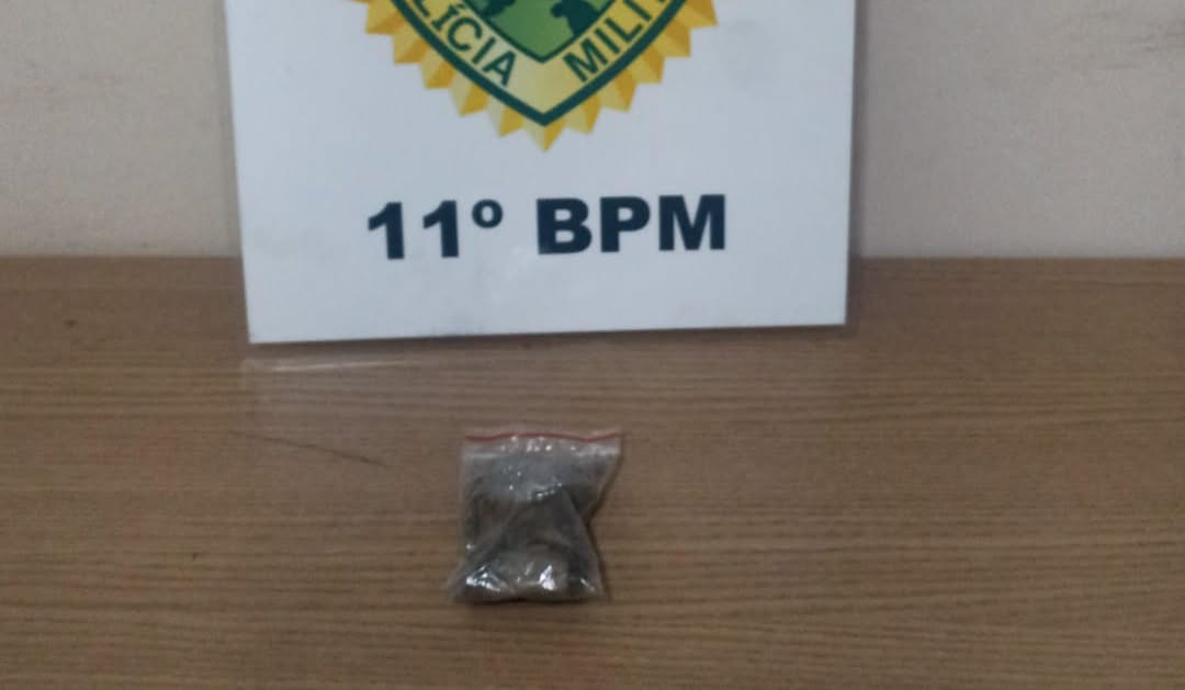 Homem é preso por importunação sexual e posse de droga no centro de Campo Mourão
